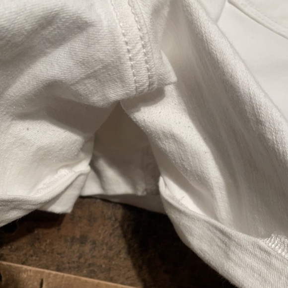 Apt. 9 White denim rolled up shorts high  rise  size 18 - Picture 7 of 9